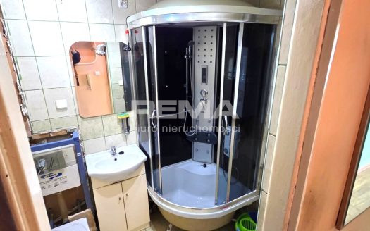 Małe mieszkanie do własnej aranżacji – Katowice, Giszowiec.