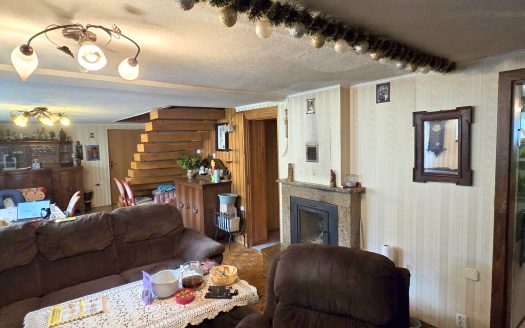 Połowa bliźniaka na os. Ptasim – Katowice, Brynów.