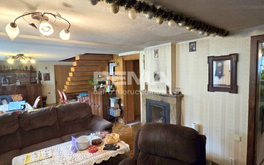 Połowa bliźniaka na os. Ptasim – Katowice, Brynów.