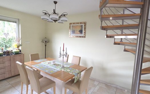 Dom wolnostojący z warsztatem samochodowym – Katowice, Kostuchna.